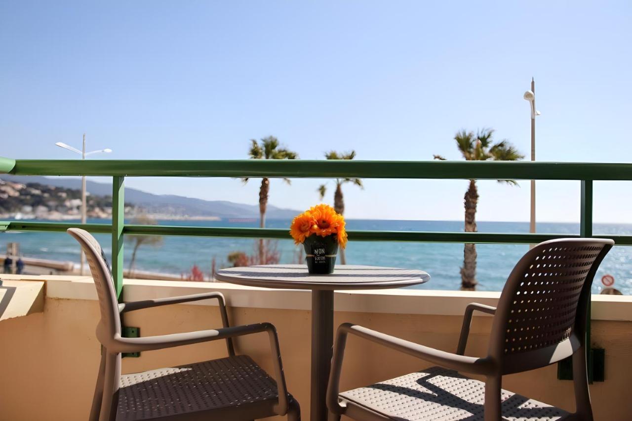 Hotel Club Oustal Del Mar Le Lavandou Exterior photo